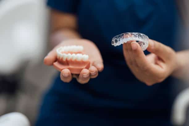 Can Invisalign Fix Gaps Between Teeth for Adults in Des Moines, WA? 